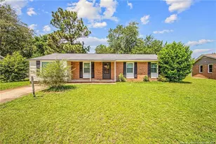 5929 Spinner Rd, Hope Mills, NC 28348 - Photo 1