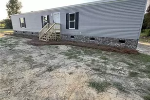 3738 Midway Rd, Maxton, NC 28364 - Photo 1