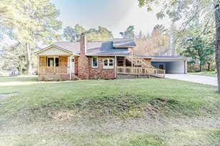 304 Blumont Dr, Sanford, NC 27332 - Photo 1