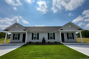 111 Pineridge Dr, Lumberton, NC 28358 - Photo 1