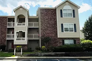 2709-8 Preston Woods Ln, Fayetteville, NC 28304 - Photo 1