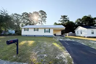 205 Waddell Dr, Fayetteville, NC 28301 - Photo 1