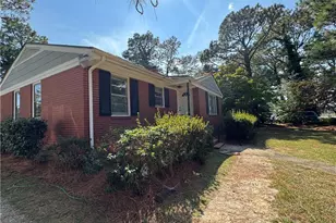 2705 Cumberland Rd, Fayetteville, NC 28306 - Photo 1