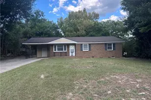 2609 Dumbarton Rd, Fayetteville, NC 28306 - Photo 1