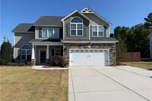 176 Yellowfoot Dr, Raeford, NC 28376 - Photo 1