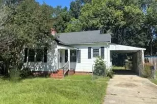 304 Central Dr, Fayetteville, NC 28301 - Photo 1