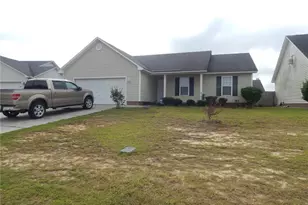 1022 Coalport Dr, Hope Mills, NC 28348 - Photo 1