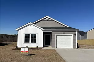 403 Dartmoor Ln, Raeford, NC 28376 - Photo 1