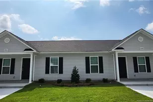 107 Pineridge Dr, Lumberton, NC 28358 - Photo 1