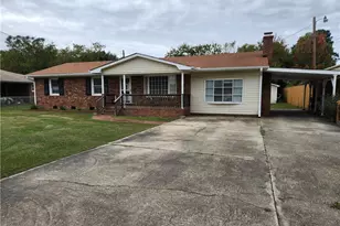 7510 Bridgeman Dr, Fayetteville, NC 28303 - Photo 1