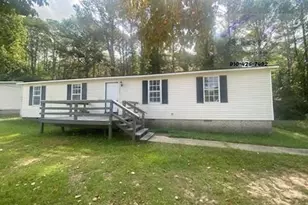 618 Dashland Dr, Fayetteville, NC 28303 - Photo 1