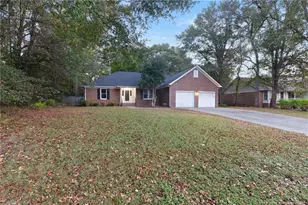 845 Red Cedar Ln, Fayetteville, NC 28306 - Photo 1