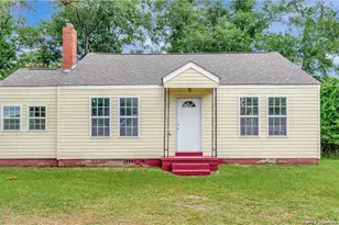 1209 E 6th St, Lumberton, NC 28358 - Photo 1