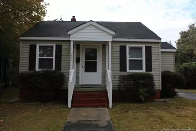 207 W 16th Street, Lumberton, NC 28358 - Photo 1