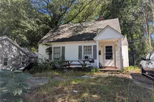 1049 Winslow St, Fayetteville, NC 28306 - Photo 1