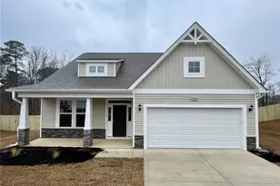 562 Southerland Peak Dr, Raeford, NC 28376 - Photo 1