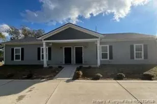 312 E Jenkins St, Fayetteville, NC 28306 - Photo 1