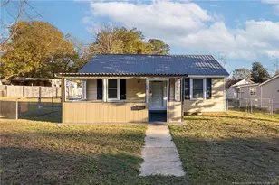 407 S Little Ave, Dunn, NC 28334 - Photo 1