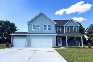 7198 Manassas St, Fayetteville, NC 28304 - Photo 1