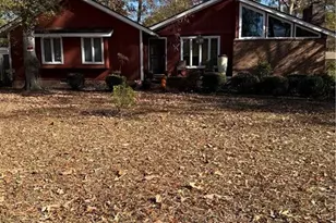 3935 Regents St, Lumberton, NC 28360 - Photo 1