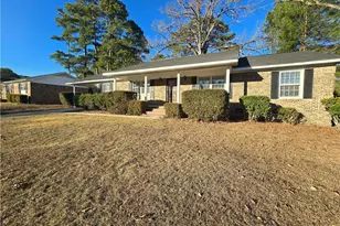 409 Glen Canyon Dr, Fayetteville, NC 28303 - Photo 1