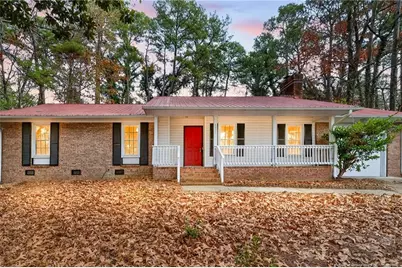 1607 Hickory Ridge Court, Fayetteville, NC 28304 - Photo 1