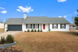 410 Woodberry Cir, Raeford, NC 28376 - Photo 1