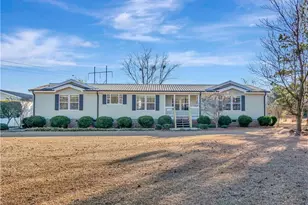 1010 Kite Rd, Lumberton, NC 28358 - Photo 1