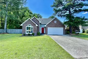 4226 Donegal Rd, Hope Mills, NC 28348 - Photo 1