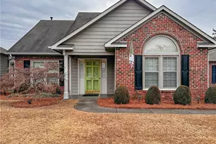 1813 Stetson Ln, Fayetteville, NC 28304 - Photo 1