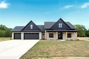 32 Creek Stone Ln, Autryville, NC 28318 - Photo 1