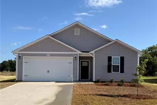 283 Crowville St, Raeford, NC 28376 - Photo 1