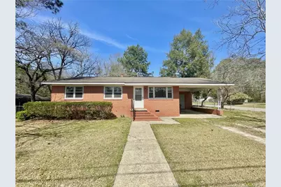 531 E Donaldson Avenue, Raeford, NC 28376 - Photo 1