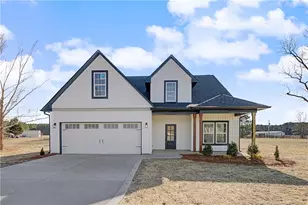 3715 Gainey Rd, Fayetteville, NC 28306 - Photo 1