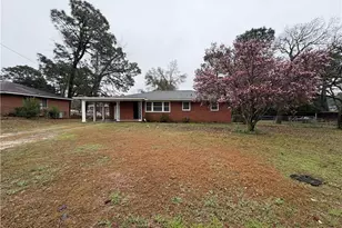 3725 Sandra Dr, Fayetteville, NC 28304 - Photo 1