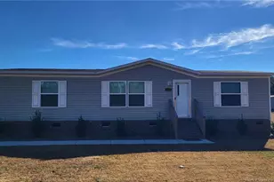 4224 Meadow Rd, Lumberton, NC 28358 - Photo 1