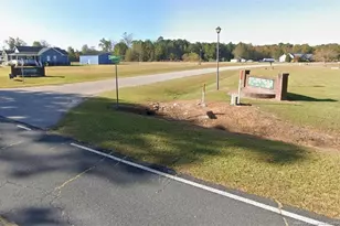 65 Eastwinds Dr, Lumberton, NC 28358 - Photo 1