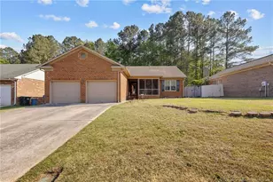 217 Fair Oaks Dr, Fayetteville, NC 28311 - Photo 1