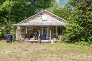 112 3rd St, Erwin, NC 28339 - Photo 1