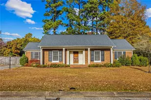 2706 Huntington Rd, Fayetteville, NC 28303 - Photo 1