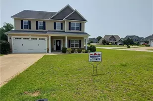 2402 Market Hill Dr, Fayetteville, NC 28306 - Photo 1