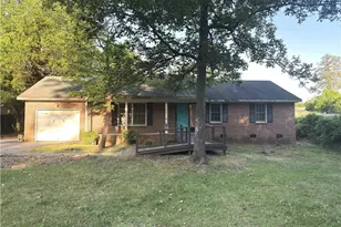 7020 Lure Ct, Fayetteville, NC 28311 - Photo 1