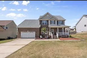 3932 Hunting Path Dr, Hope Mills, NC 28348 - Photo 1