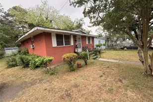 2023 Newark Ave, Fayetteville, NC 28301 - Photo 1