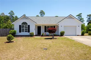 119 Raymond St, Raeford, NC 28376 - Photo 1