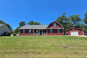 441 Corsegan Rd, Rockfish, NC 28306 - Photo 1