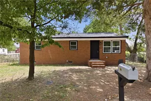 217 Teague St, Fayetteville, NC 28306 - Photo 1