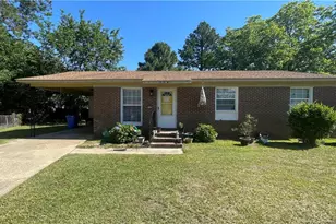 304 Bighorn Dr, Fayetteville, NC 28303 - Photo 1