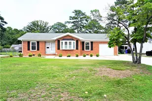 319 Whitney Dr, Fayetteville, NC 28303 - Photo 1