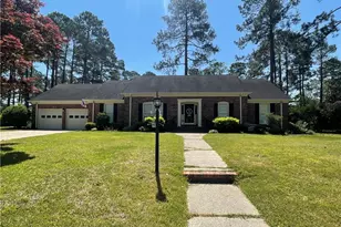 309 Thorncliff Dr, Fayetteville, NC 28303 - Photo 1